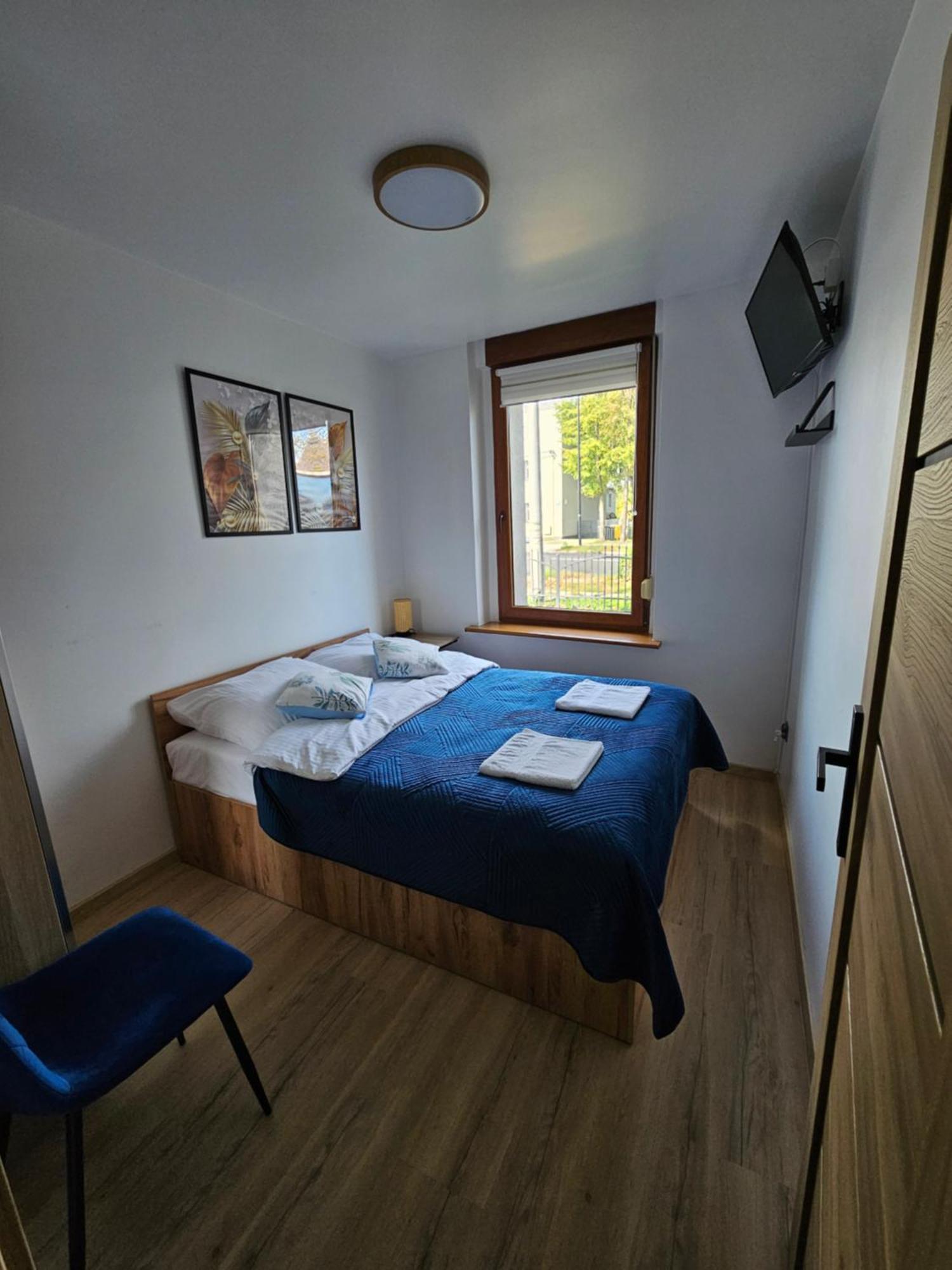 Apartament Radiostacja III Z Ogrodkiem, Parking Free Гливице Екстериор снимка